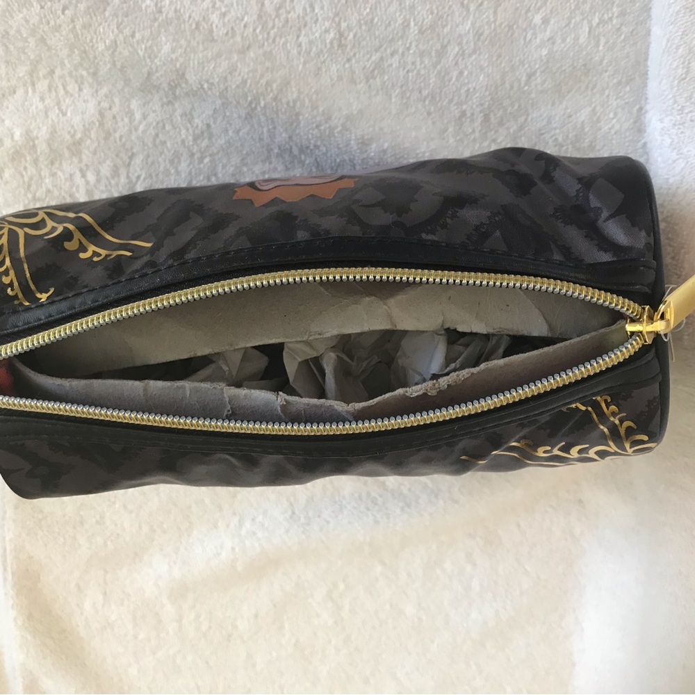 2015 Soho Villians Evil Queen Makeup Bag New With Tags - Picture 5 of 8